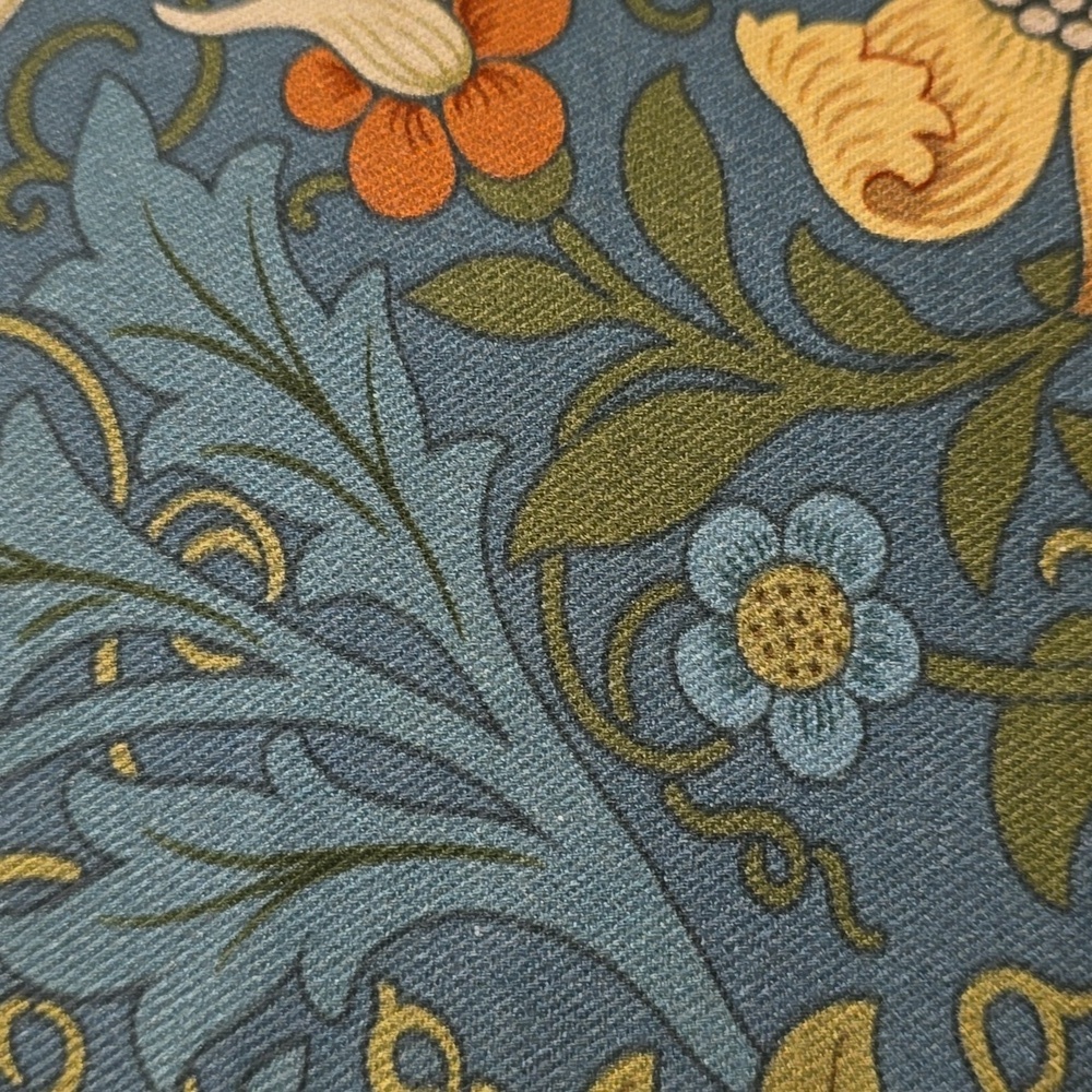 Williams Sonoma MORRIS & CO. Compton Tablecloth,Size 70×108 In, Retail $150.00US - Picture 9 of 15